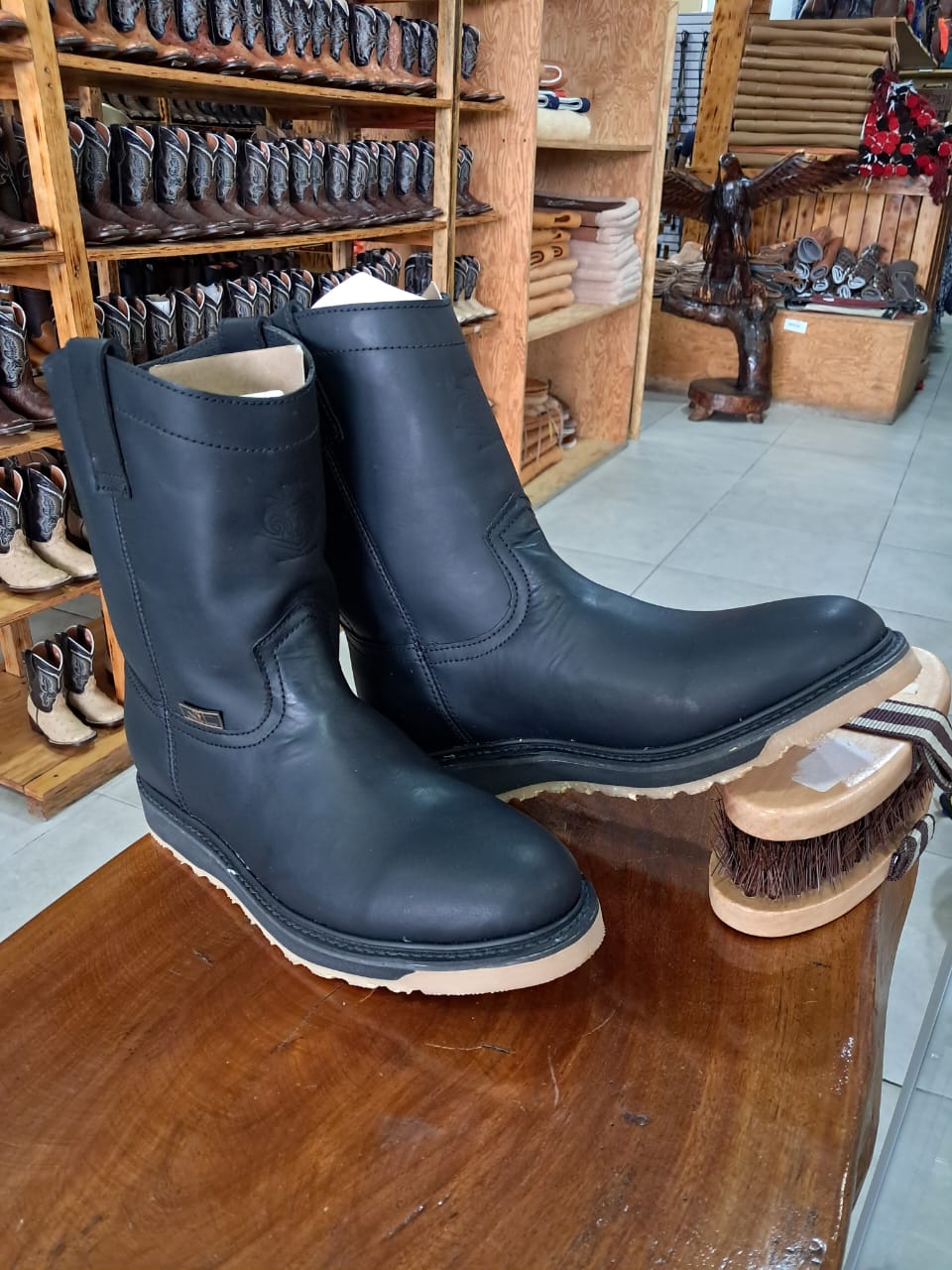 BOTA ROOPER ANTIDERRAPANTE NEGRO