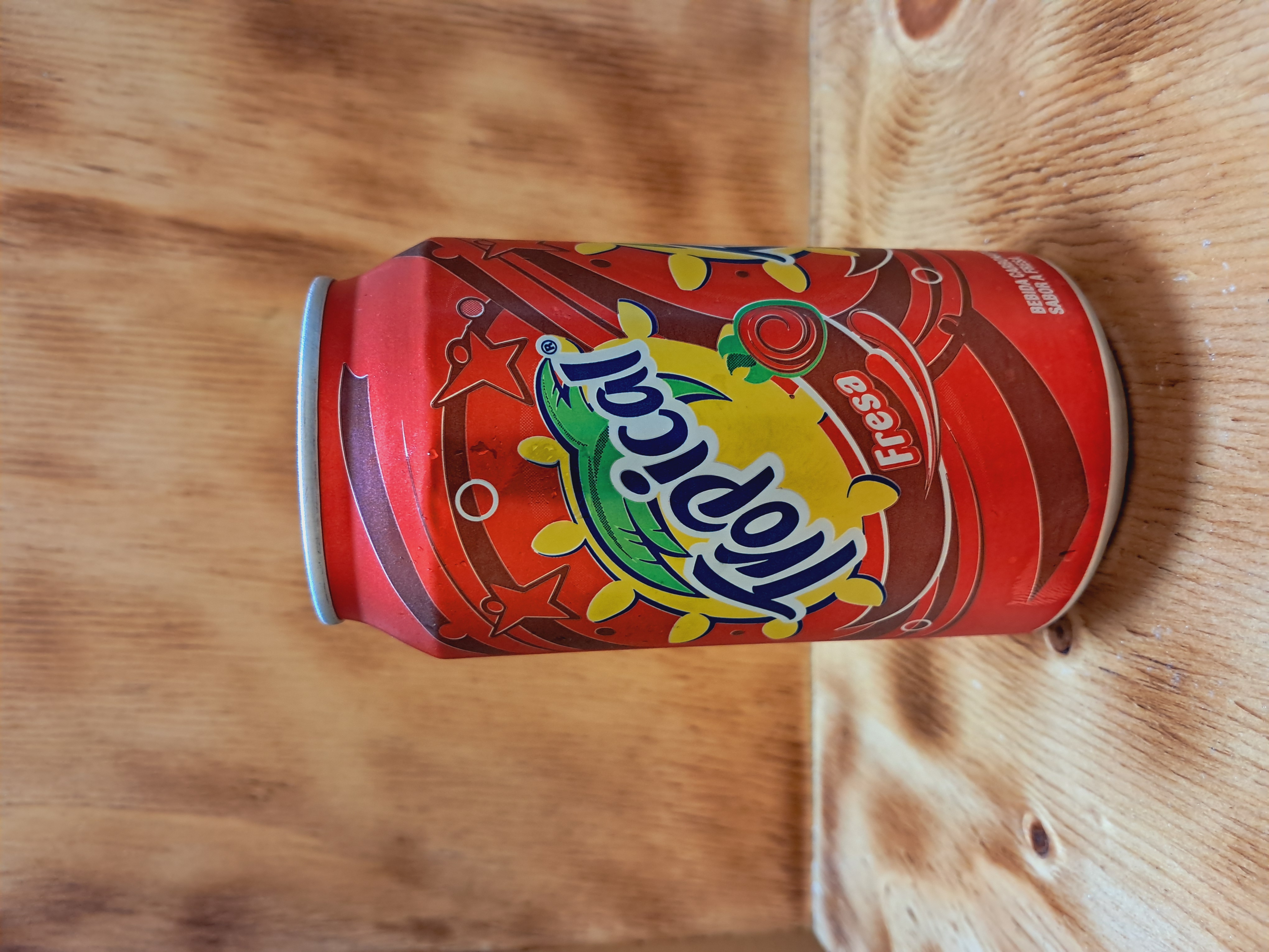 SODA TROPICAL FRESA LATA 12 OZ