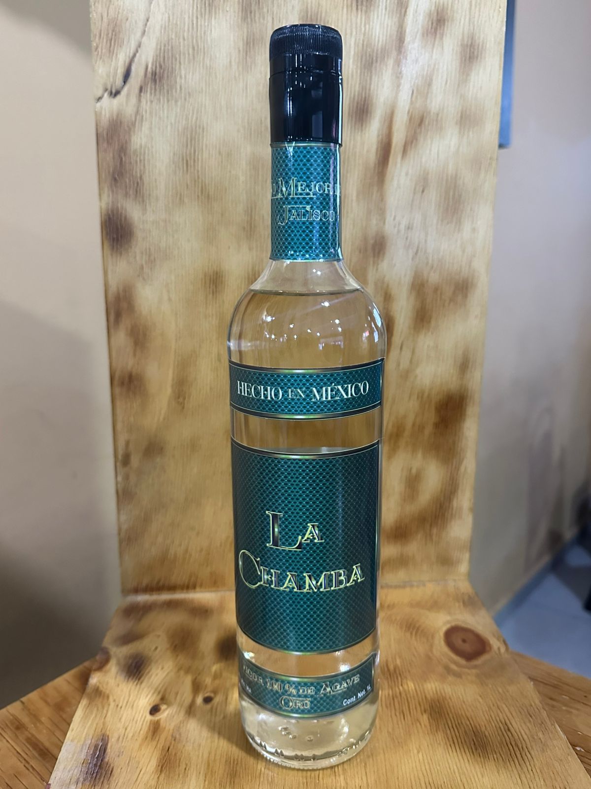 LA CHAMBA LICOR 100% DE AGAVE ORO 1L
