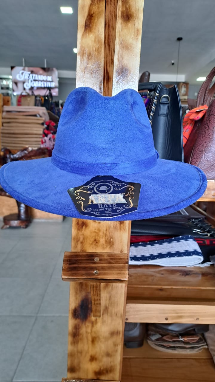 SOMBRERO EXPLORER GAMUZA AZUL