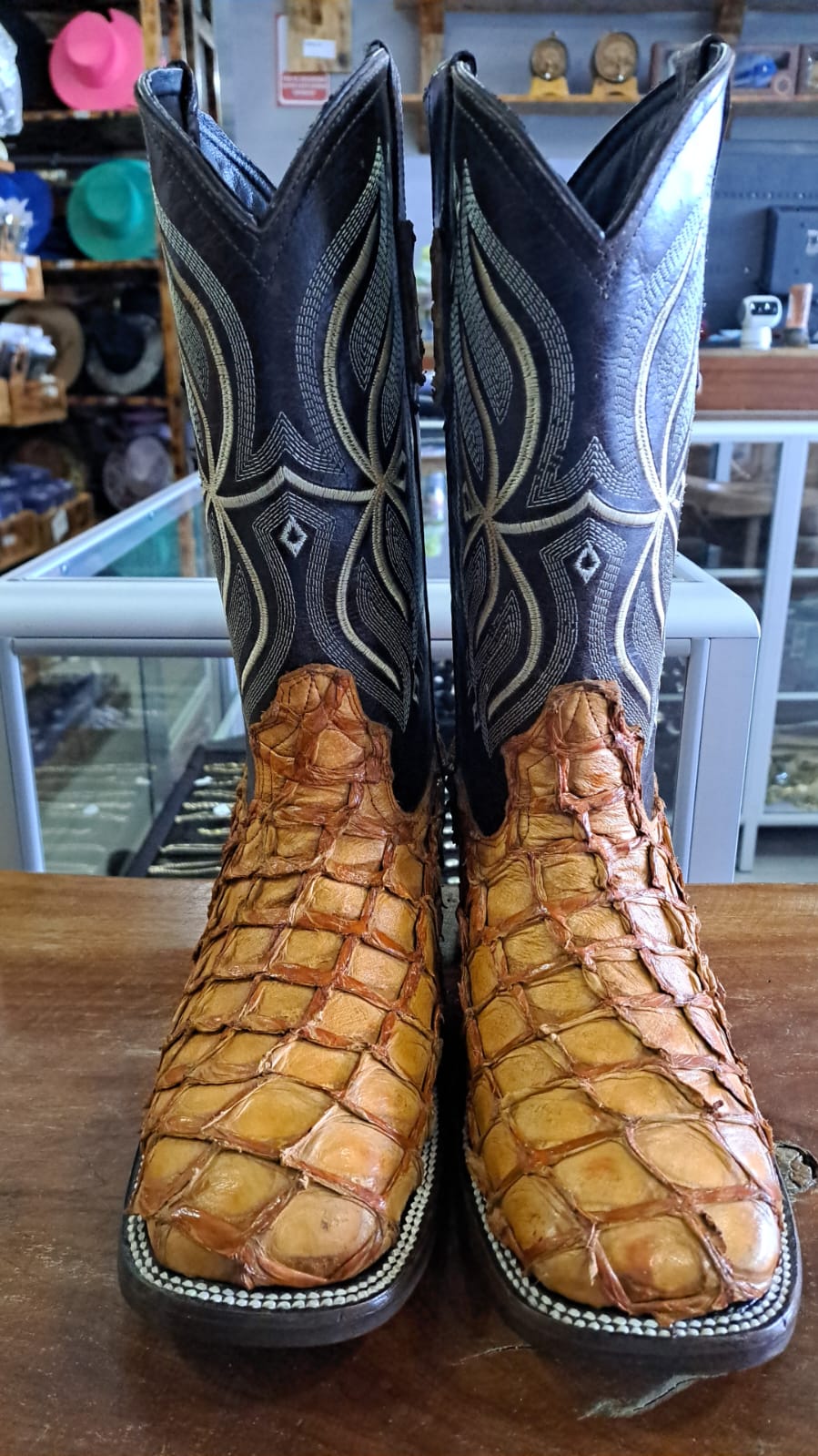 Bota de Pescado NARANJA