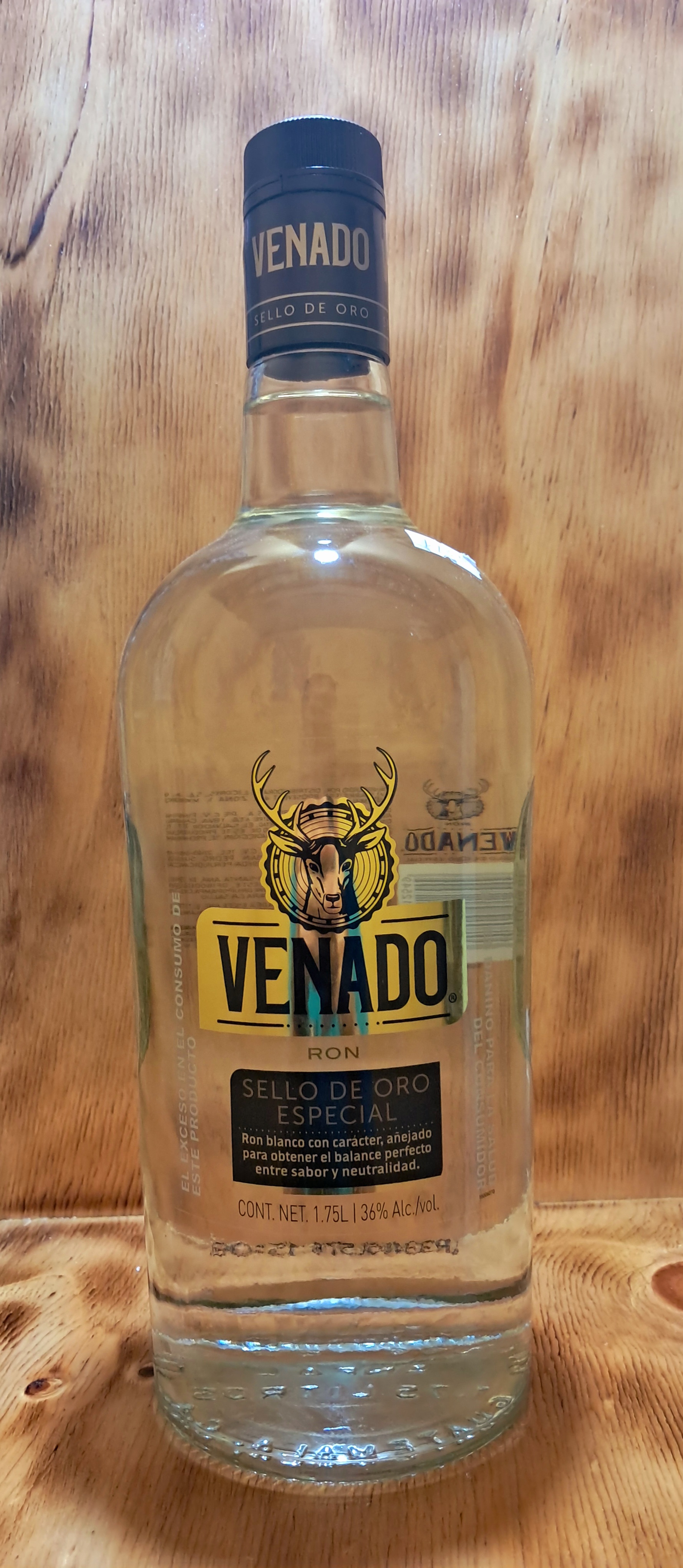 RON VENADO SELLO DE ORO 1,750 ML