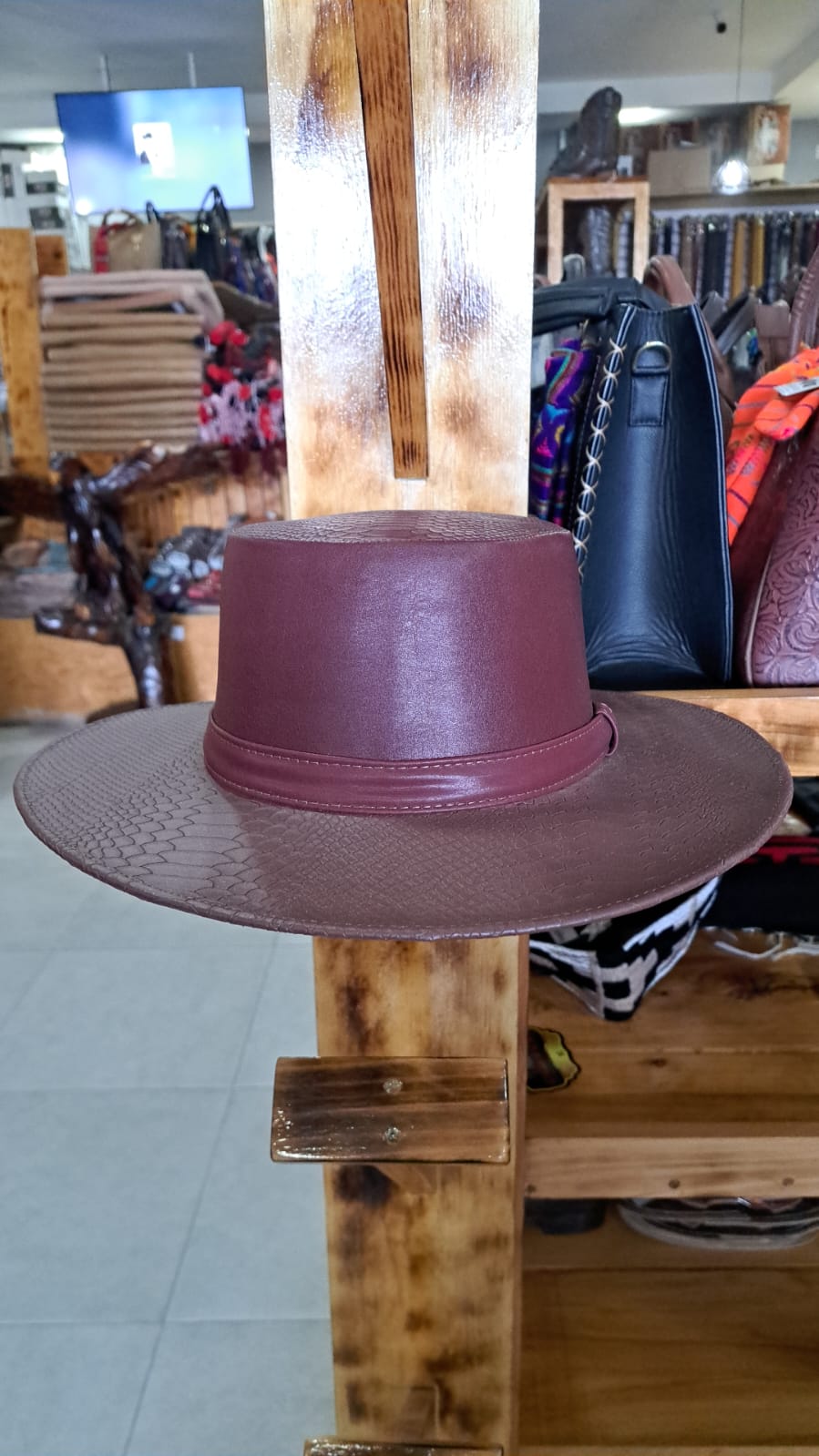 SOMBRERO Vinipiel grabado cordobe VINO
