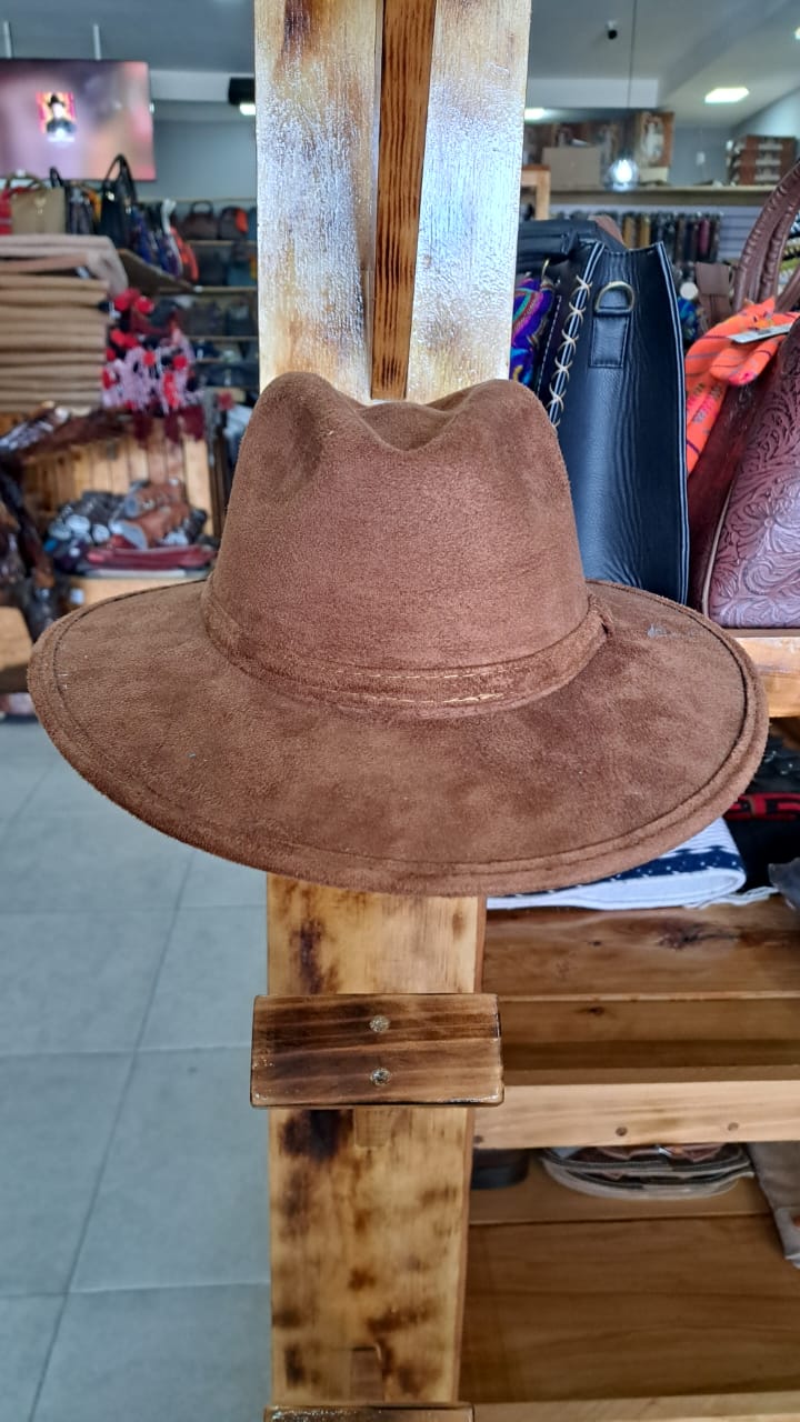 SOMBRERO GAMUZA EXPLORER NINO MIEL