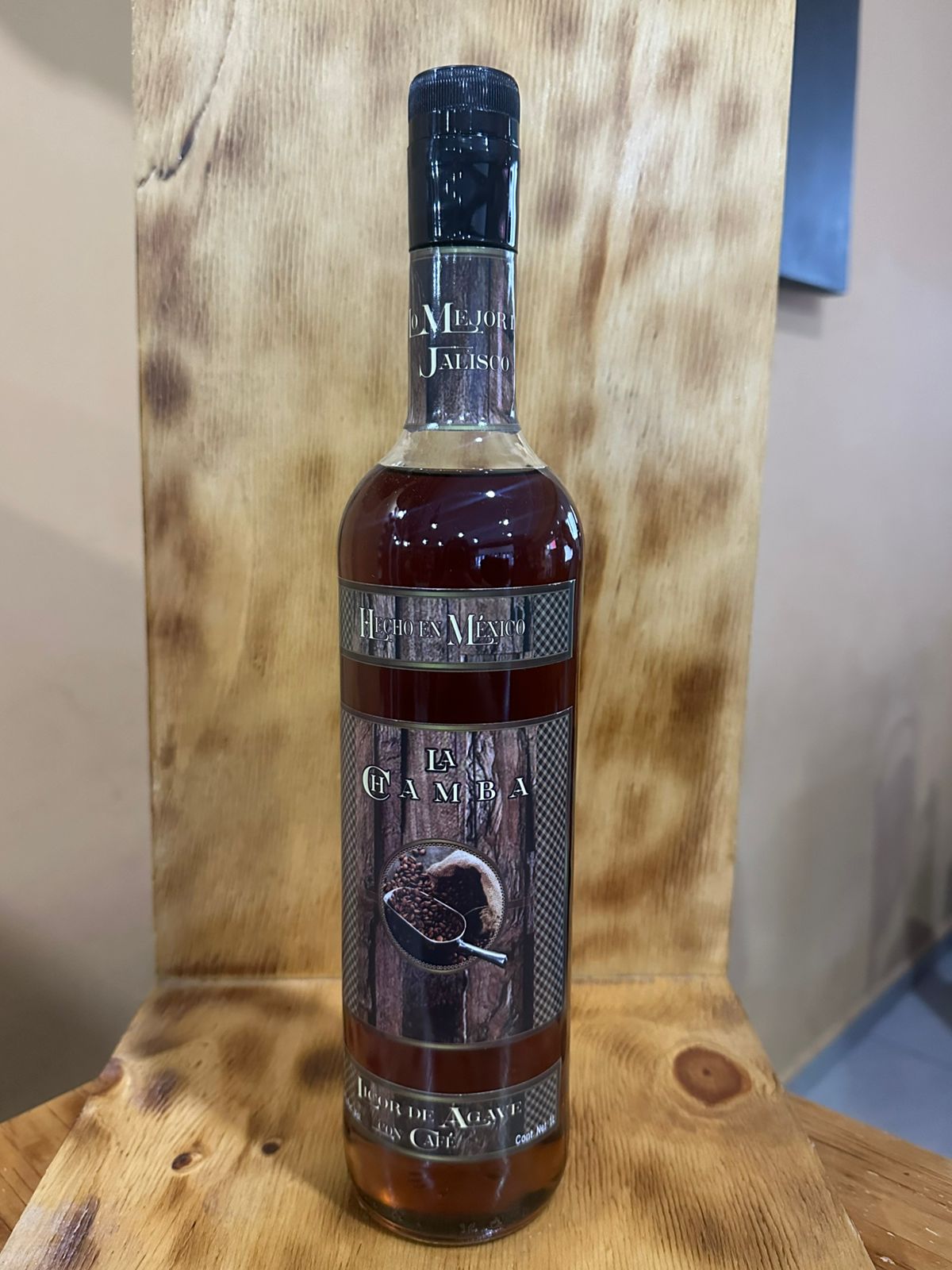 LA CHAMBA LICOR DE AGAVE CON CAFÉ 1L