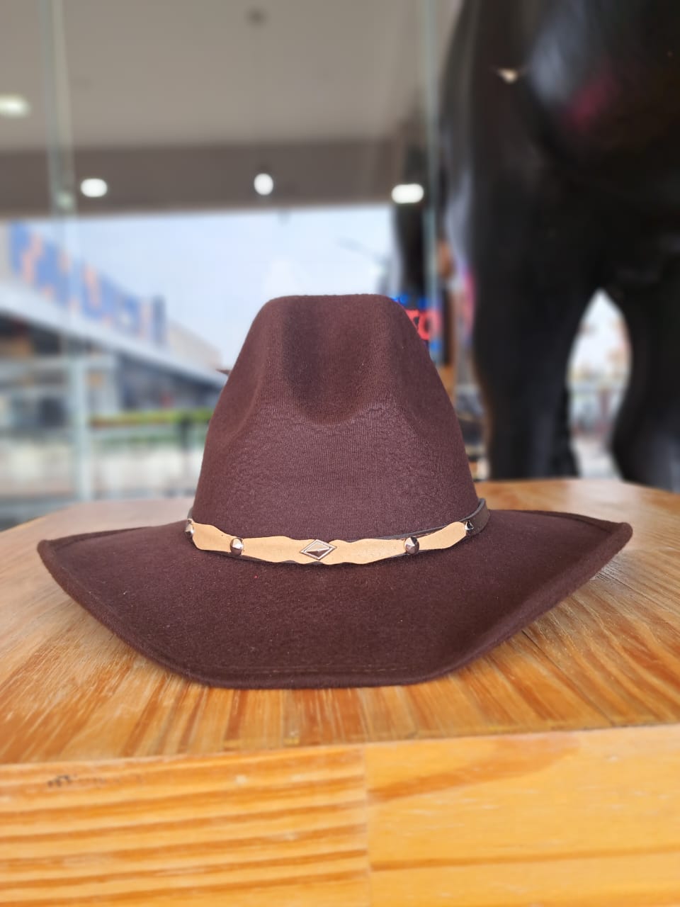 SOMBRERO Dubetina roba vaca GAMUZA  COLOR CAFE OSCURO