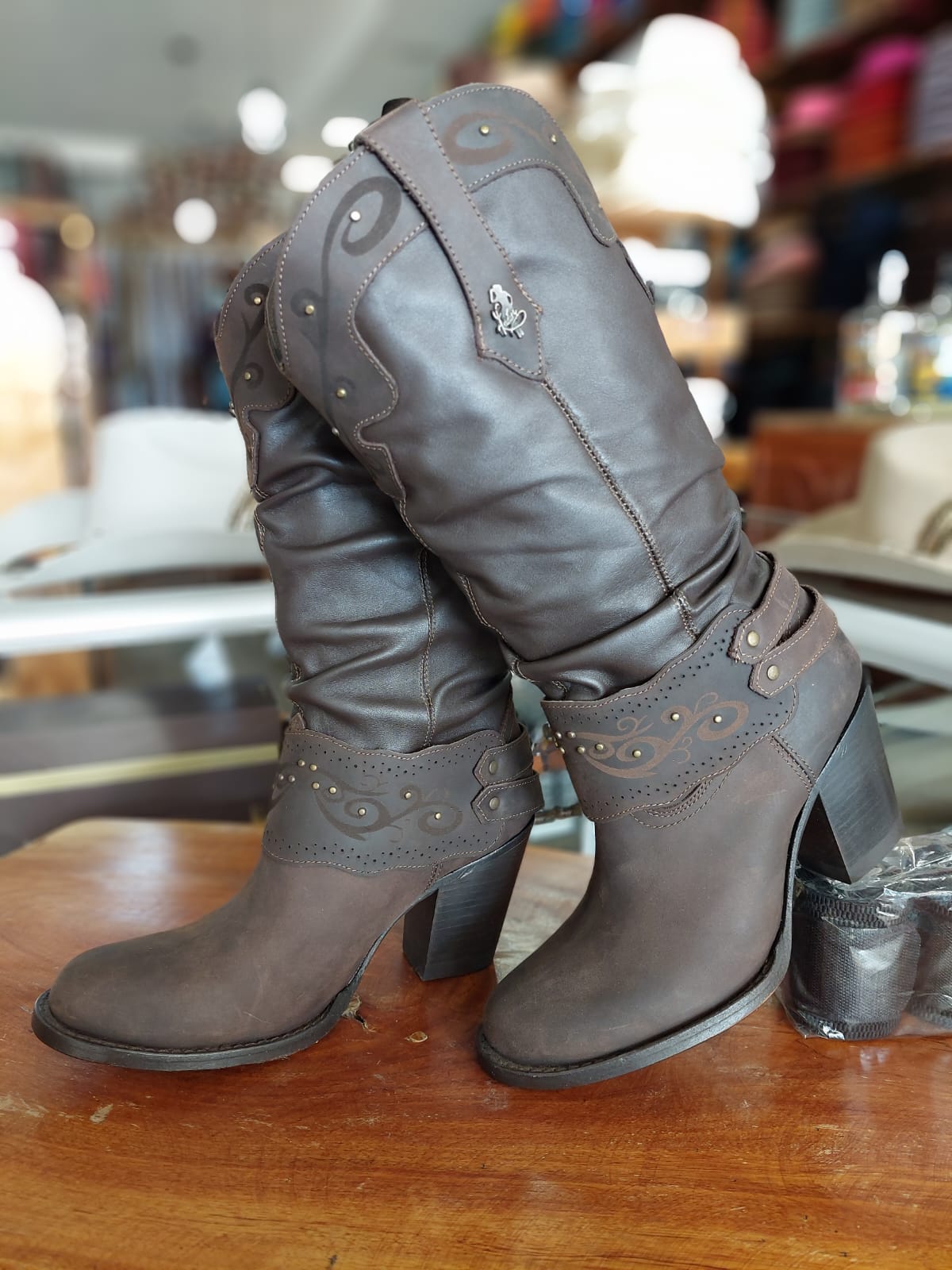 BOTA PARA DAMA Bella choco