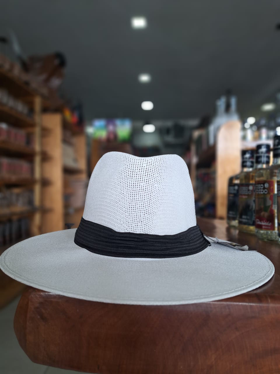 SOMBRERO ESPANOL BLANCO