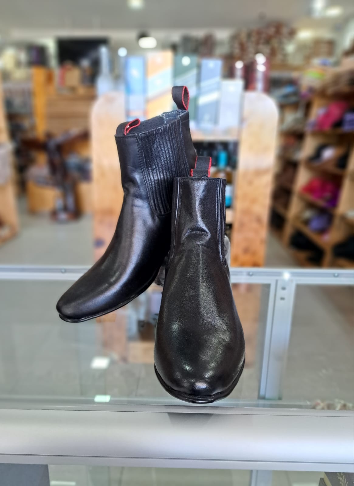 BOTIN DE PIEL DE CHARRO NEGRO