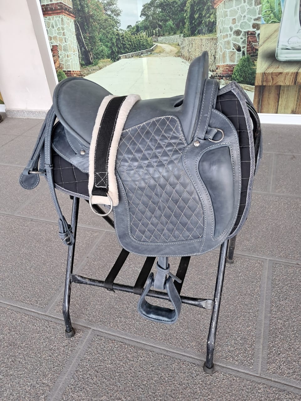 MONTURA MACLENA GRIS JEREZANA