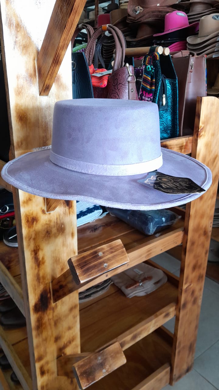 SOMBRERO GAMUZA CORDOBE LILA
