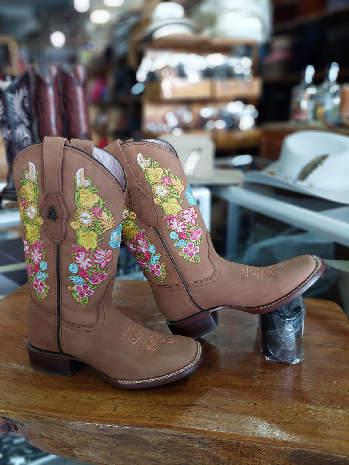 BOTA PARA DAMA Mimosa miel
