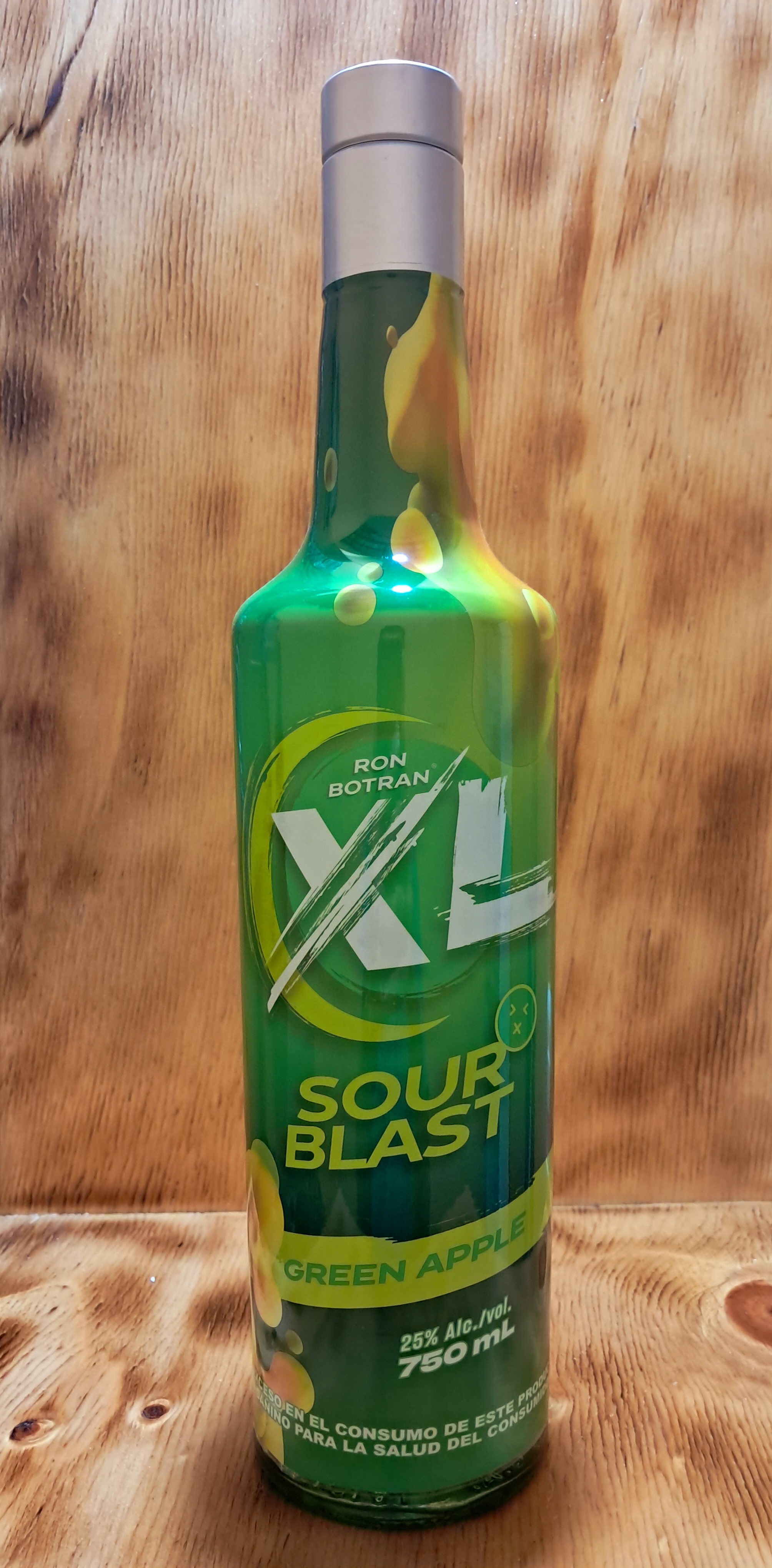 RON BOTRAN XL SOUR BLAST  GREEN APPLE  750 ML