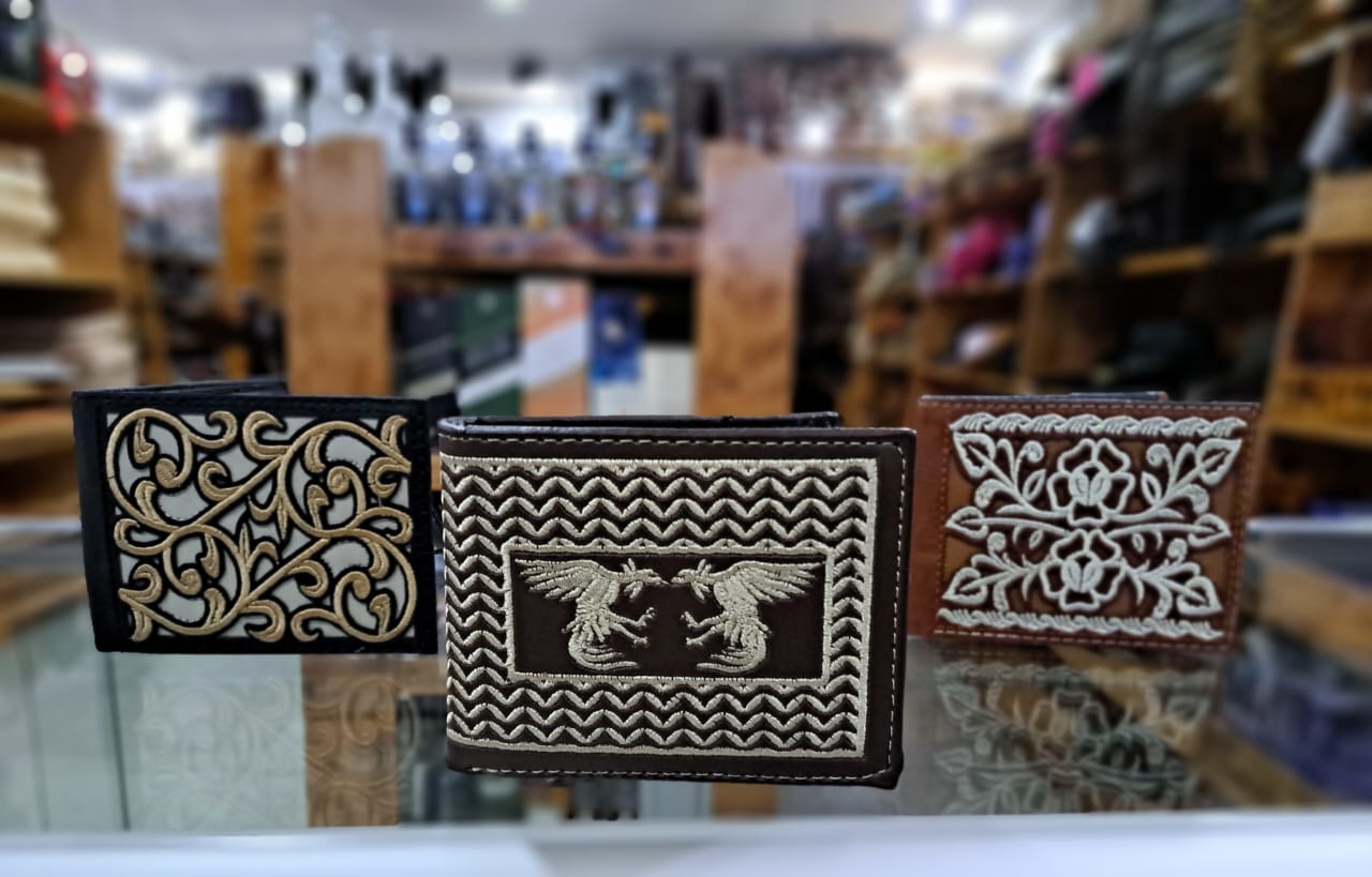 Cartera cuero varios estilos