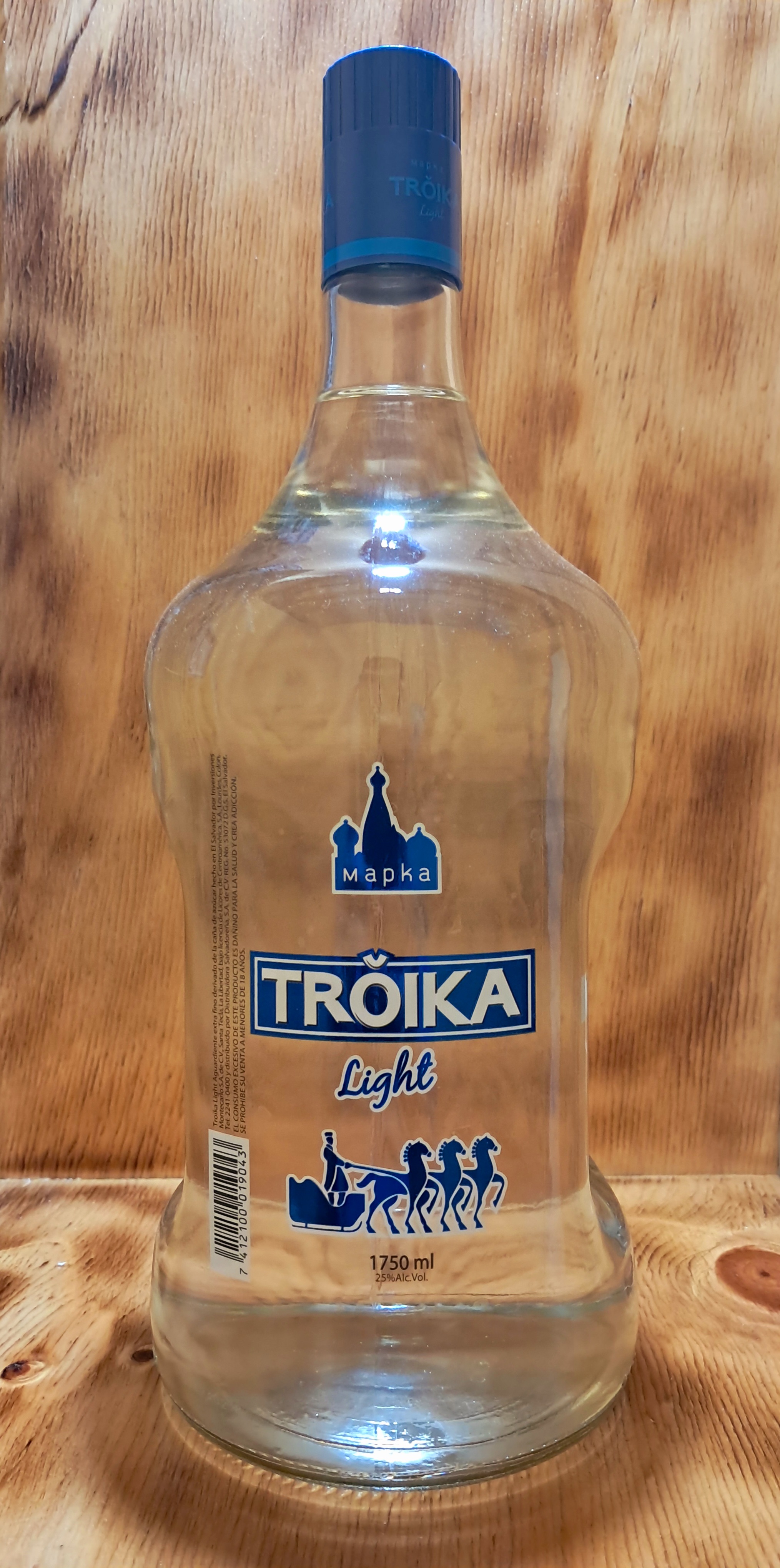 VODKA TROIKA LIGHT  1750Ml