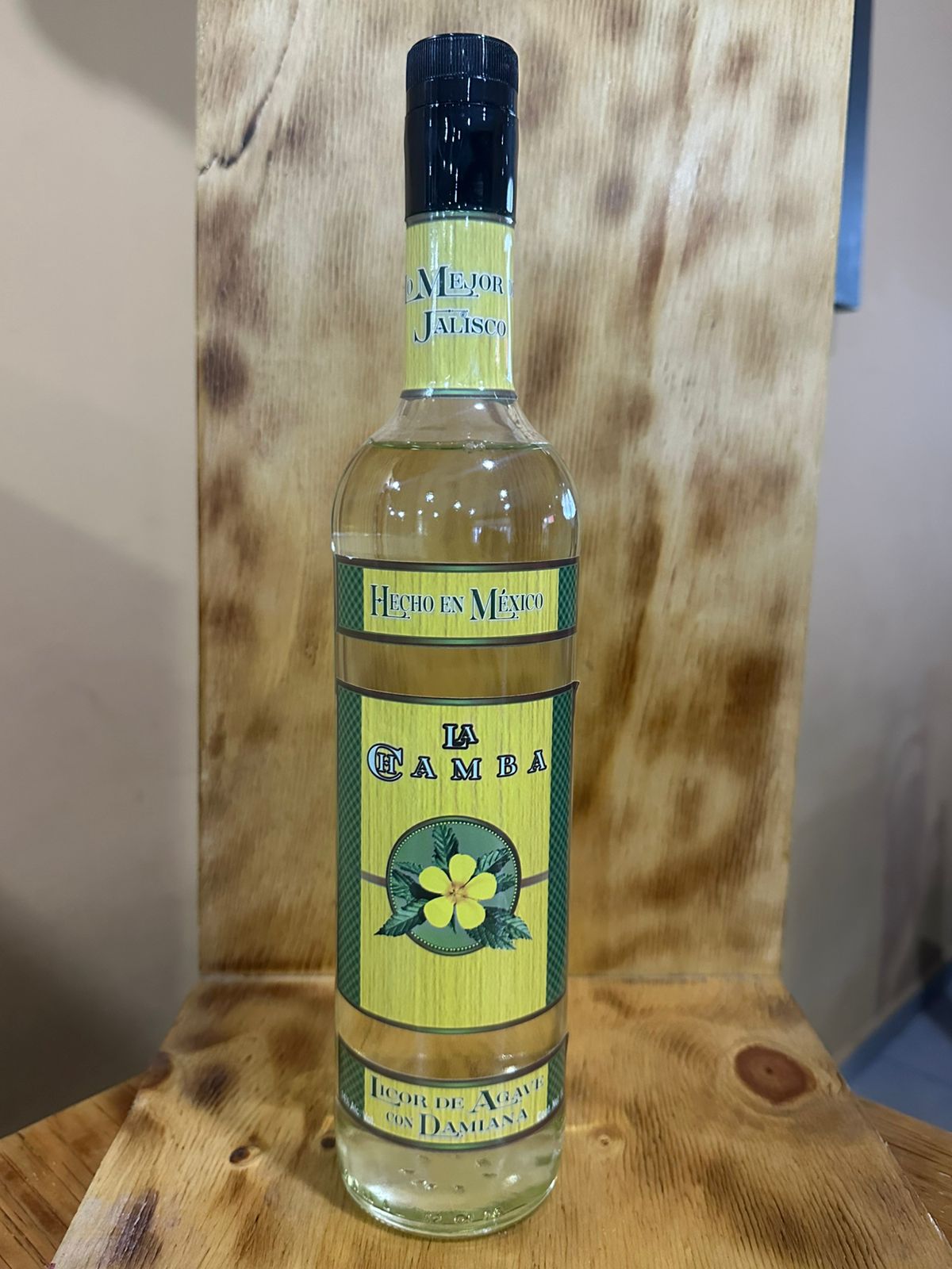 LA CHAMBA LICOR DE AGAVE CON DAMIANA 1L