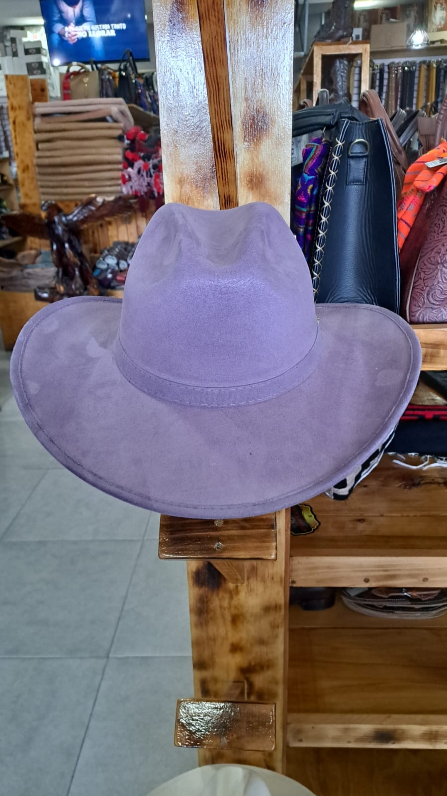SOMBRERO GAMUZA DENVER MORADO LILA