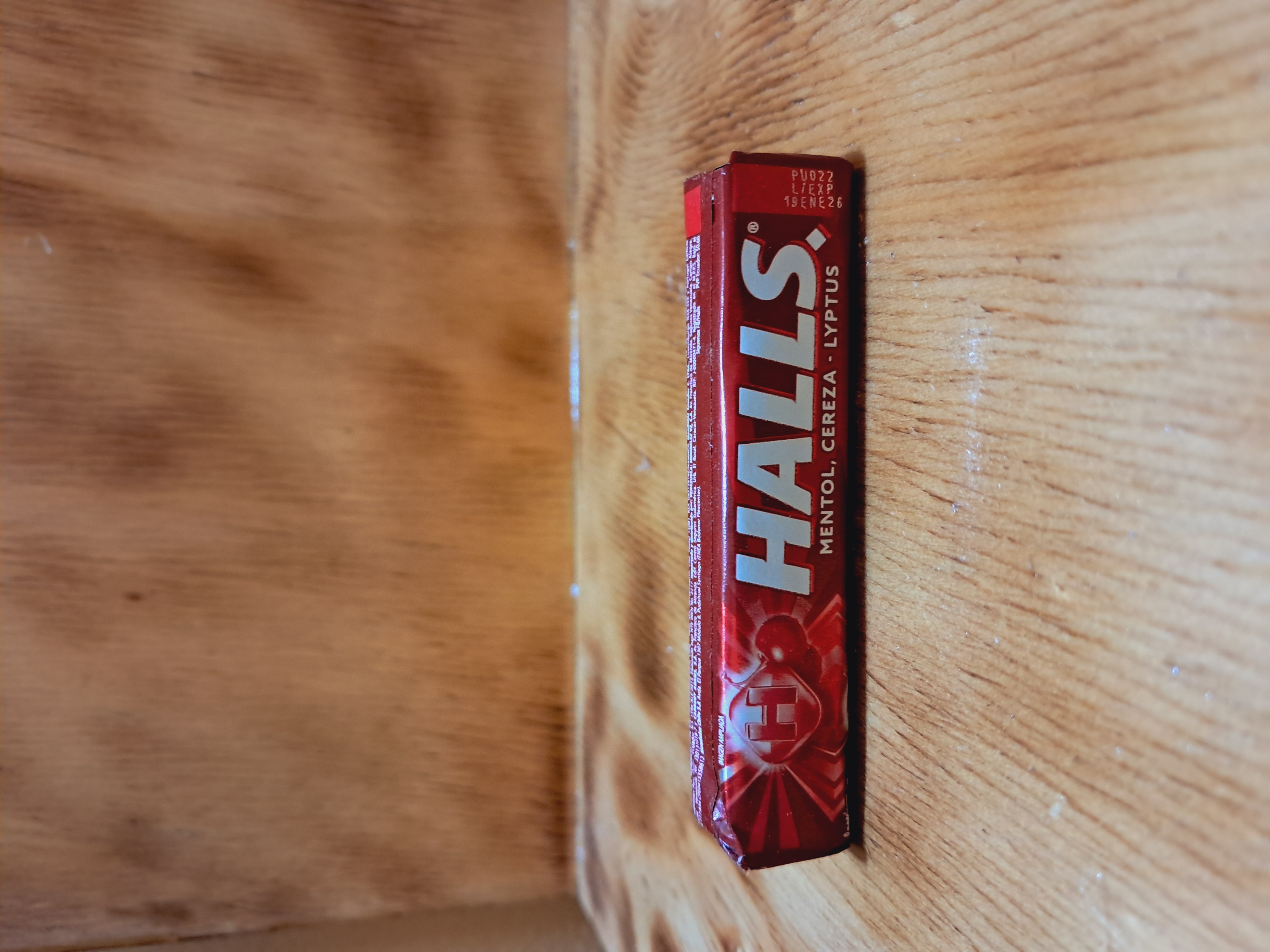 HALLS CEREZA 25,2 G