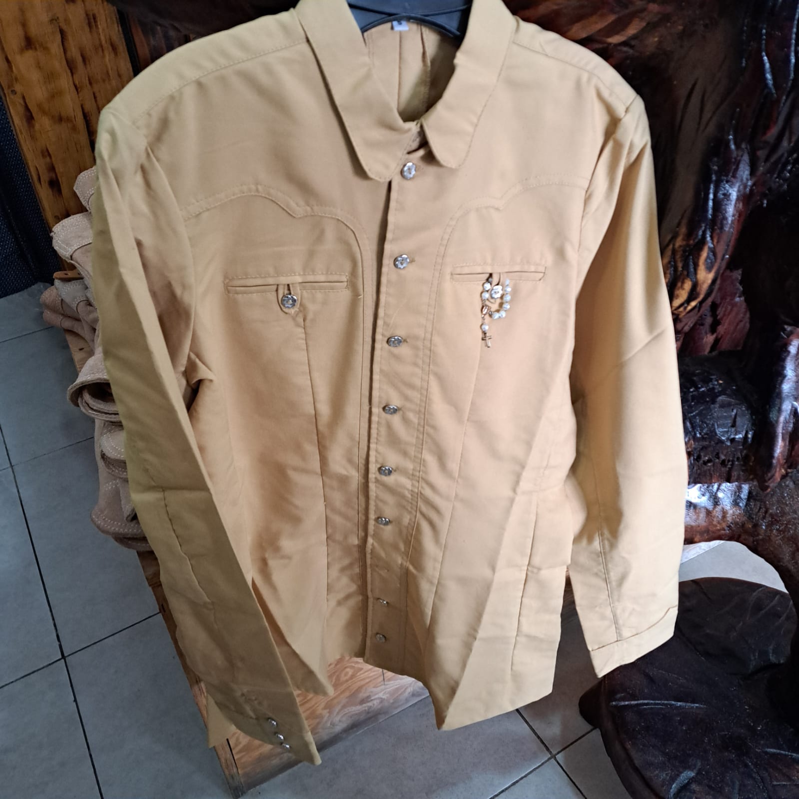 CAMISA CHARRA AMARRILLA