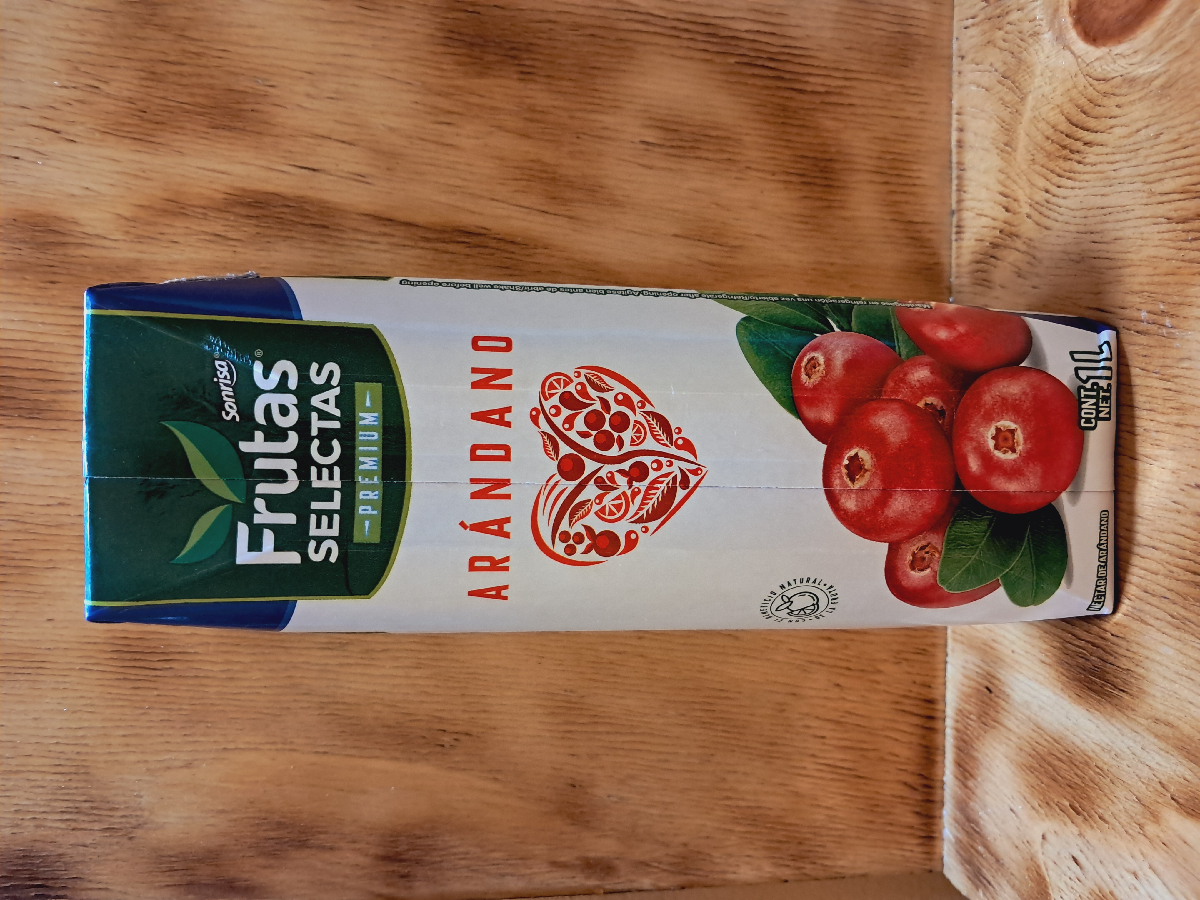 FRUTAS SELECTAS BEBIDA SABOR ARANDANO  1LT