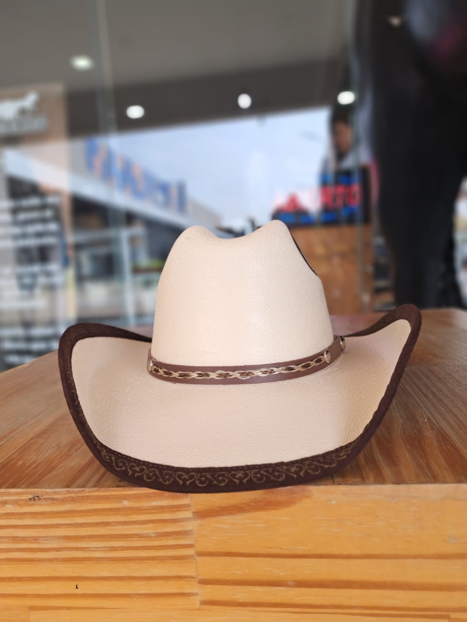 SOMBRERO Lona Parche Niño CAFE