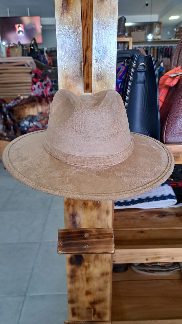 SOMBRERO GAMUZA EXPLORER NINO BEIGE