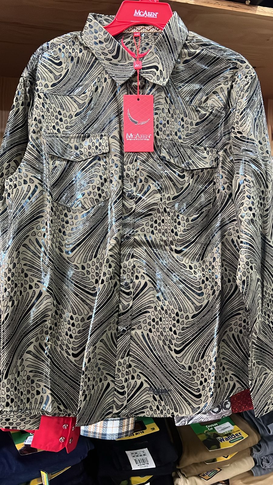 CAMISA MC ALLEN CAKIS DETALLES NEGROS