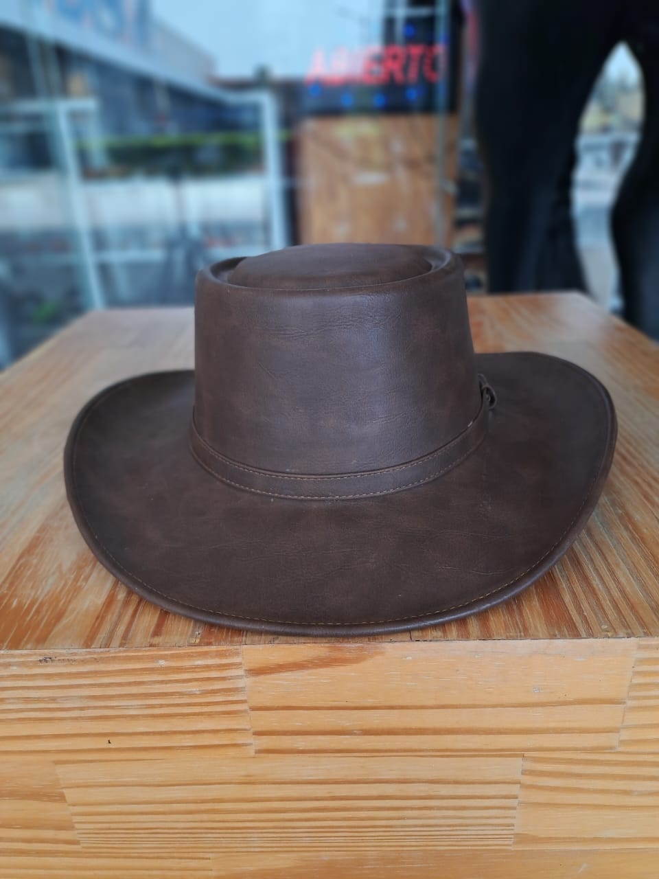 SOMBRERO VINIPIEL GALLERO TABACO