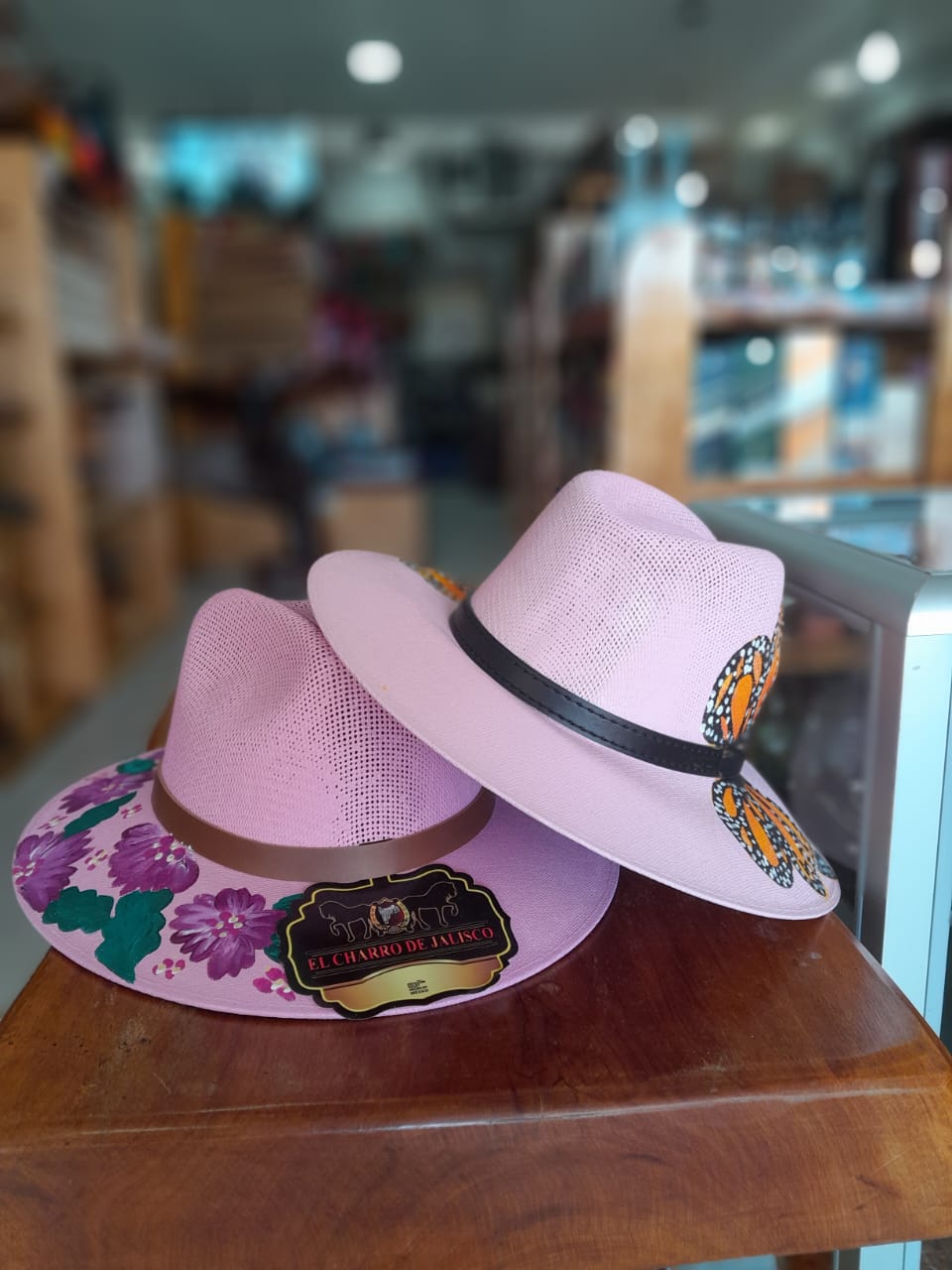 SOMBRERO YUTE EXPLORER DIBUJADO ROSA