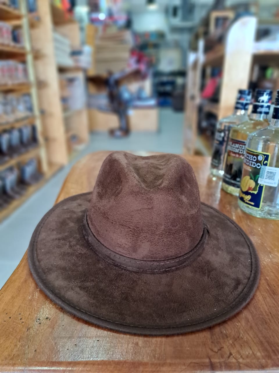SOMBRERO GAMUZA EXPLORER NINO CHOCO